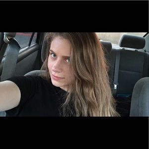 Meet your Posher, Taryn